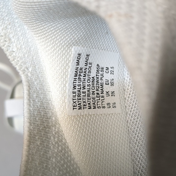 Women's RIVAL Pulse Athletic Sneaker Ivory/White Size 5.5 - Picture 7 of 13